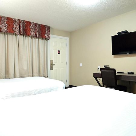 Royal Lodge Edmonton Kültér fotó