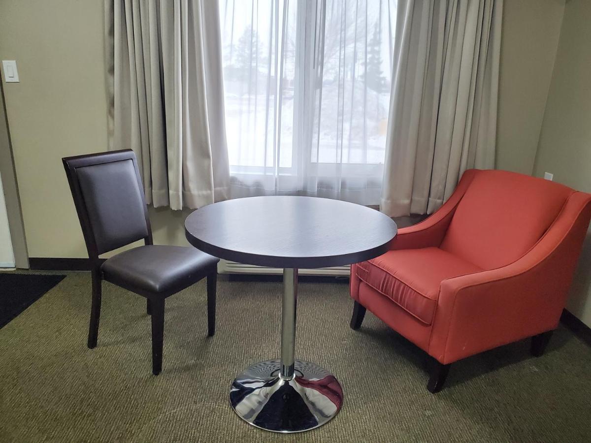 Royal Lodge Edmonton Kültér fotó