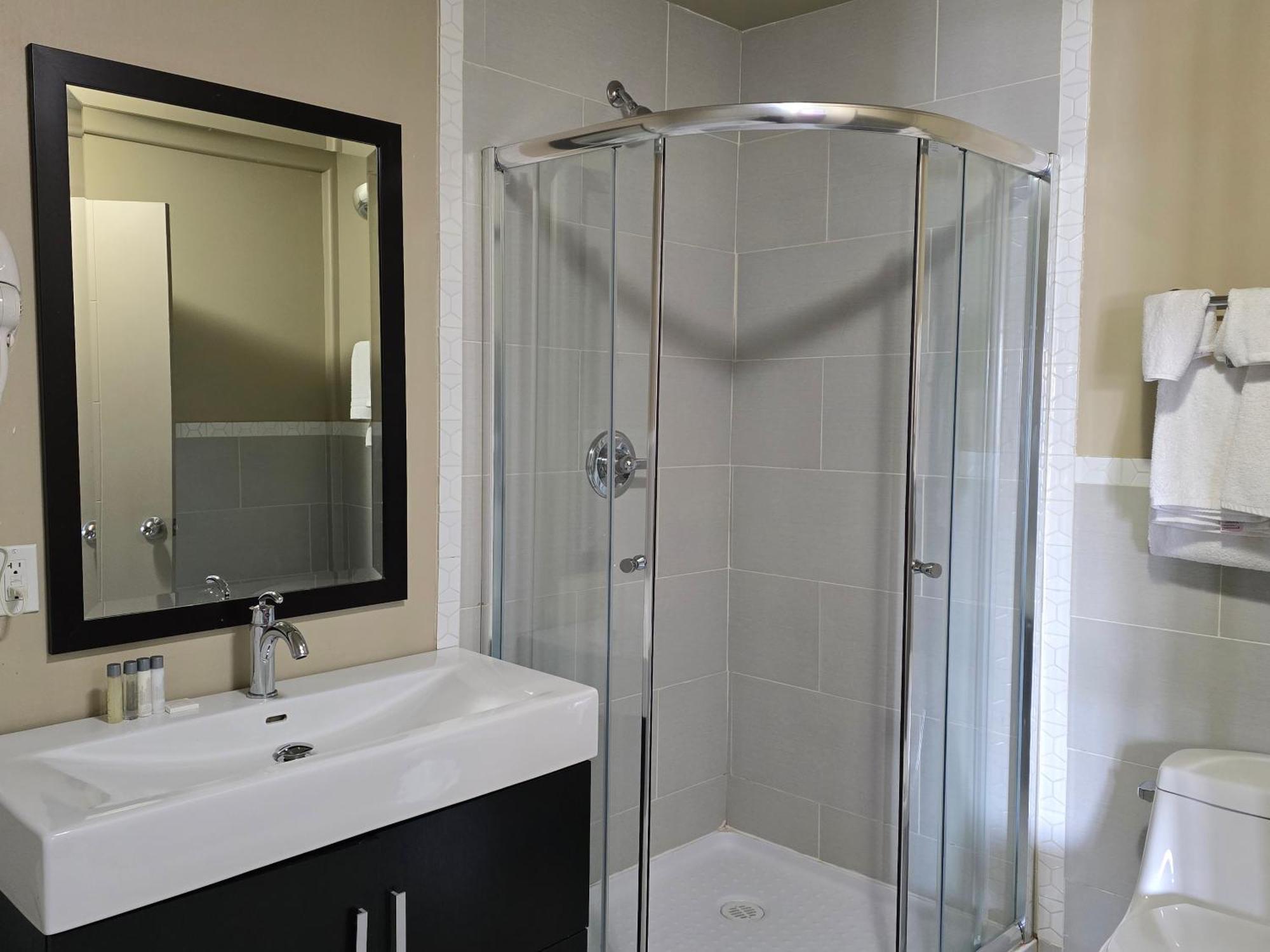 Royal Lodge Edmonton Kültér fotó