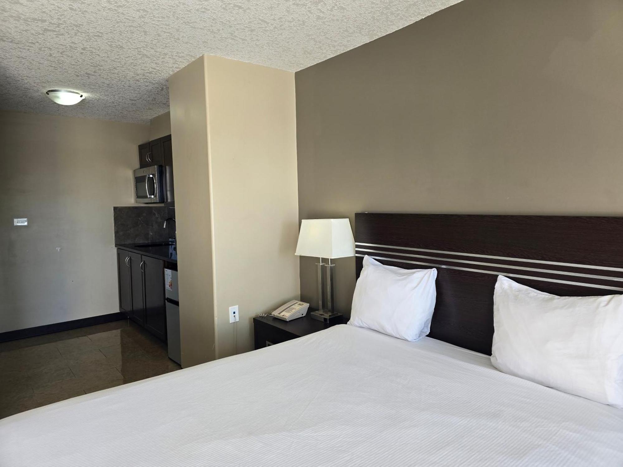 Royal Lodge Edmonton Kültér fotó