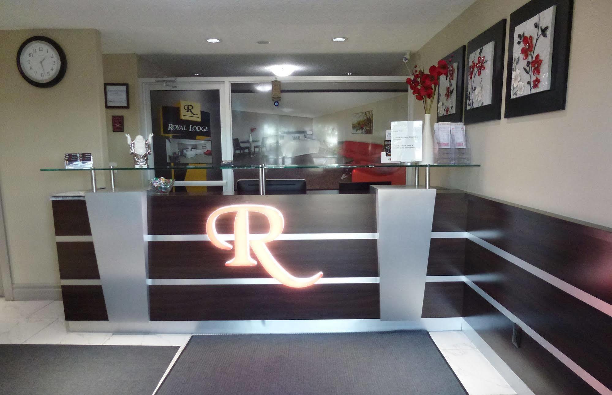 Royal Lodge Edmonton Kültér fotó